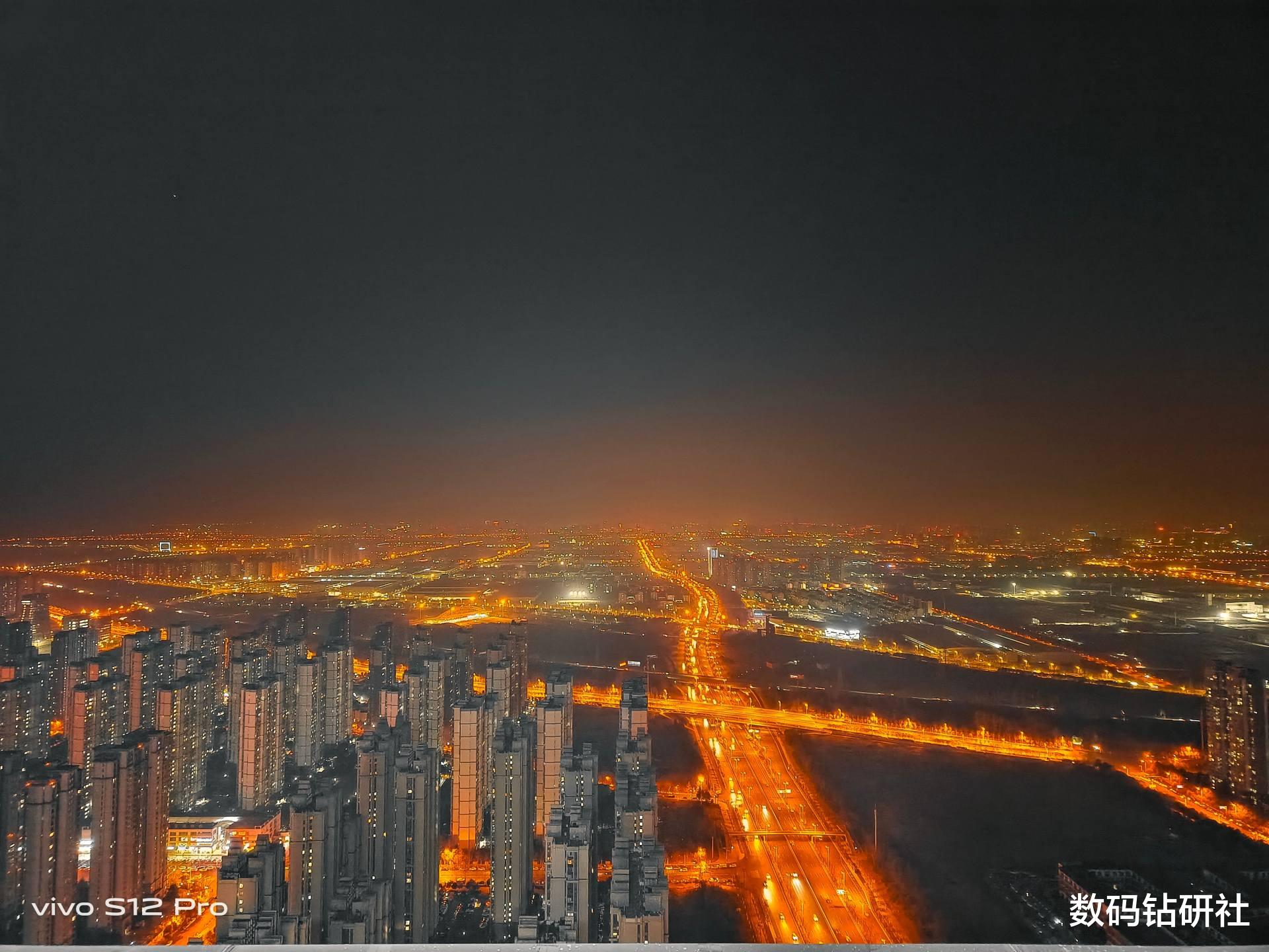 vivo|前置與后置都有大像素、算法支撐，vivo新機靠堆料能贏嗎？