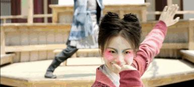 李靓蕾|《小欢喜》小演员境遇不同：周奇塌房，李庚希成资本宠儿？