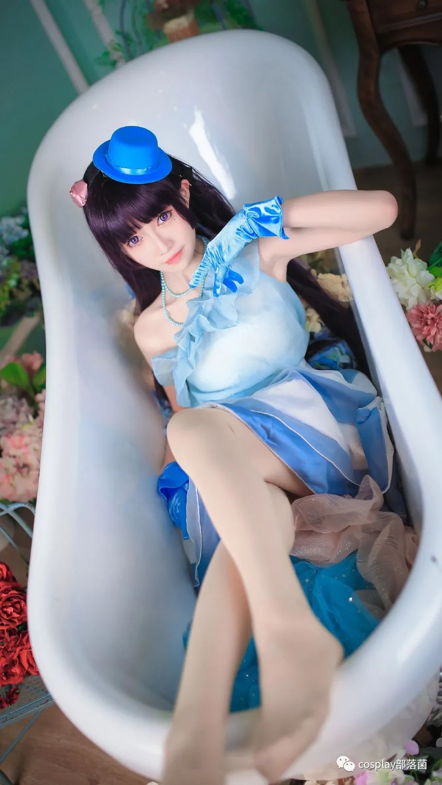 五更琉璃|cos：五更琉璃条纹洋装cos正片@汐纸纸