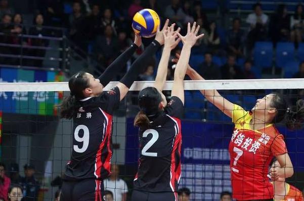 女排|遗憾！女排冠军主攻选择退役，曾和袁心玥龚翔宇共获冠军