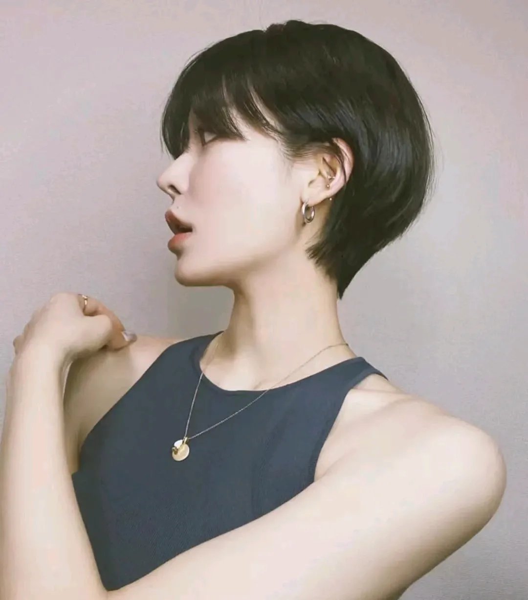 镜子发型|7月新发型20款，不分长短都很美，爱美女性都在剪