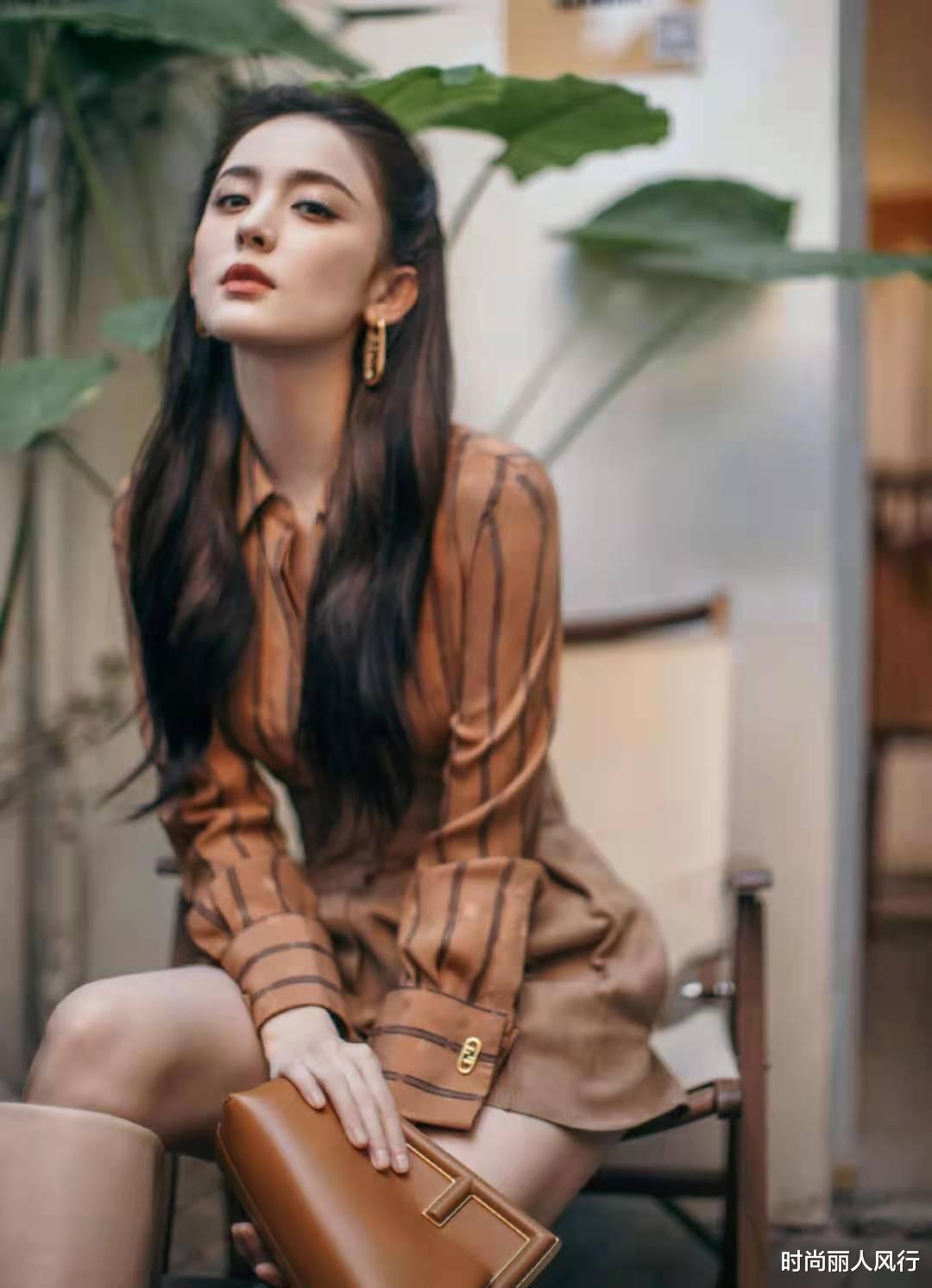 时尚丽人风行|芬迪派对比奥运开幕式养眼！娜扎穿超短衬衫秀性感，赵薇压轴超美