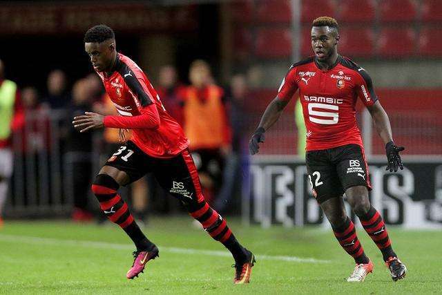 松本山雅|周日12场足球赛事参考：新泻天鹅VS松本山雅，梅斯VS尼姆