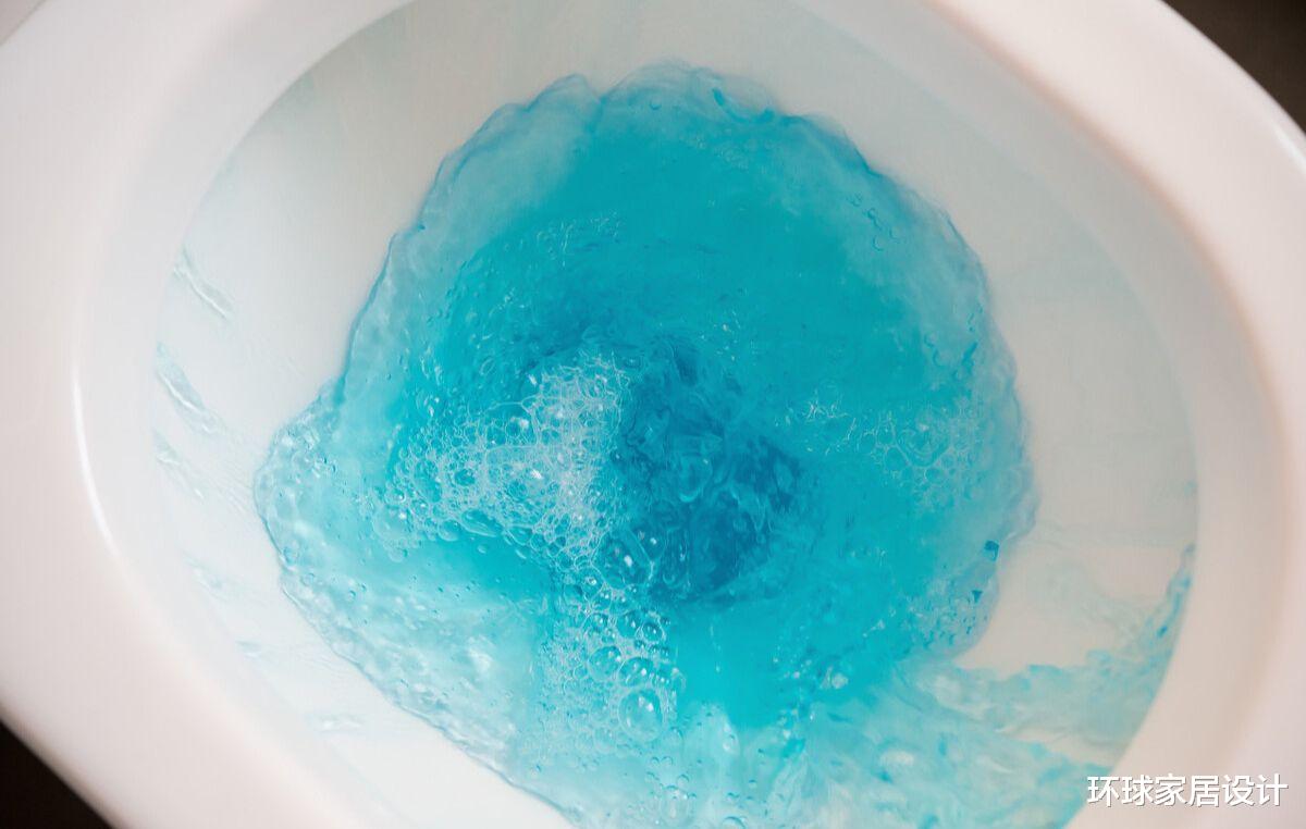 马桶销售:马桶,别买太贵的,选对这几个方面,买500元的就够用