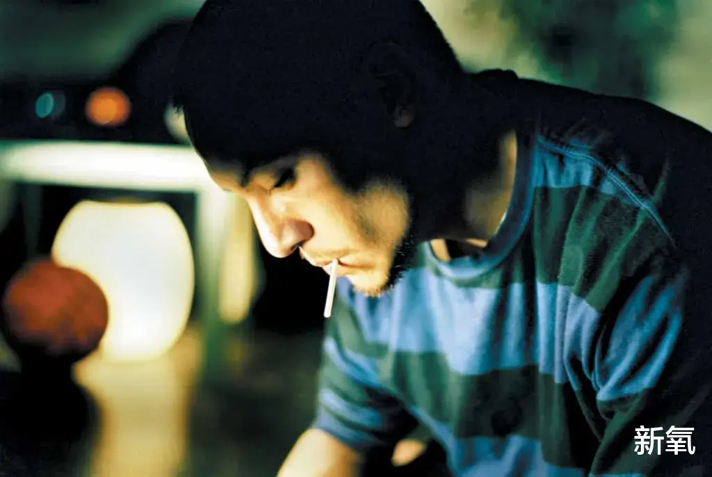 张震|美人无性别，这位男色能让东西方女生全都为他腿软…