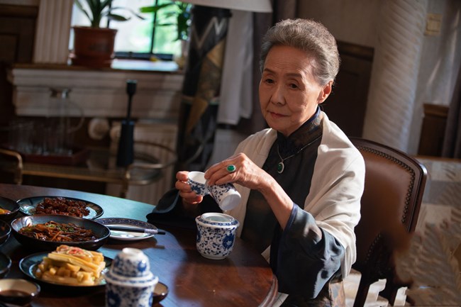 宋妍霏|宋妍霏奶奶出身贵族，吃早餐需要佣人伺候！晓晓吐槽婆婆重男轻女