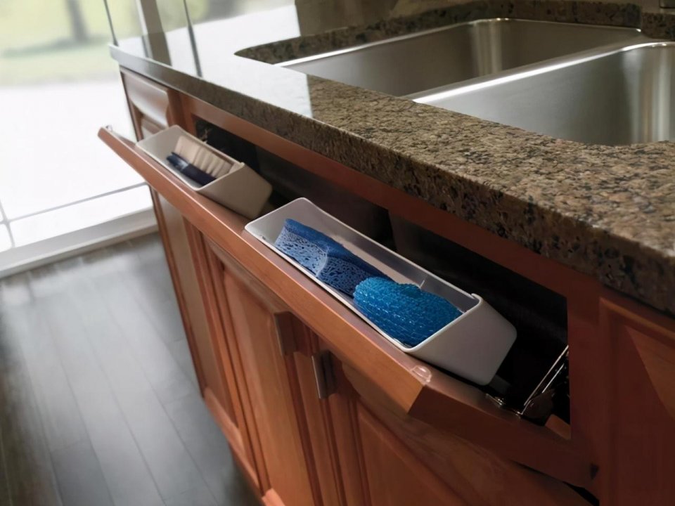 老年小妙招|国外超火的橱柜设计，让你家厨房收纳空间翻1倍！装修前收藏