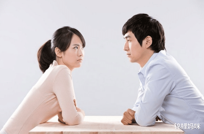 锦鲤妈咪|单亲宝宝得知妈妈再婚有孕，表示我会自己好好的，懂事得让人心酸