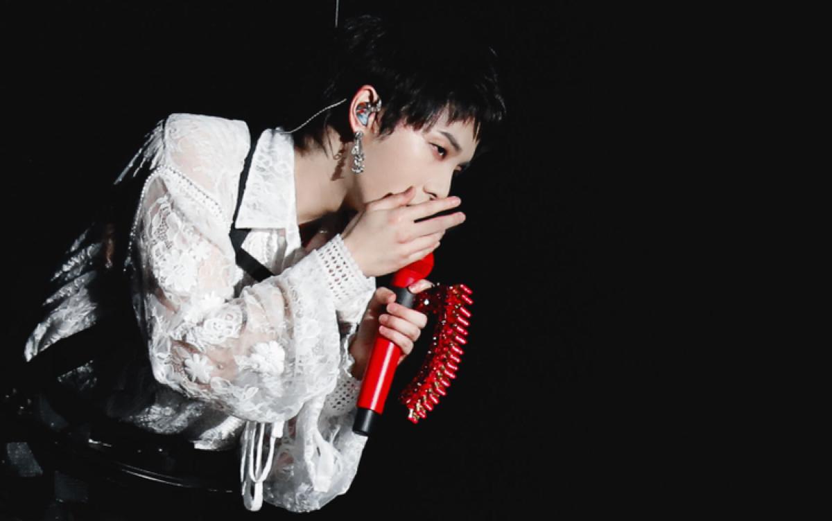 华晨宇|华晨宇点评毛不易：我对你并没有任何期待，你的曲子在我这从未过关