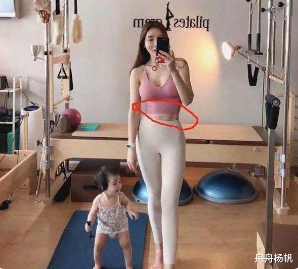母乳|90后妈妈晒娃,不料马甲线引发关注,坦言有项运动堪称神助攻