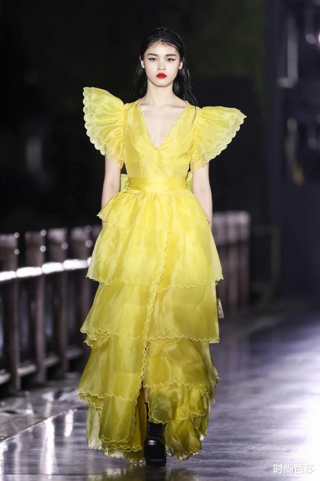 穿衣搭配|被一个仙女国货震撼到,我又民族骄傲了