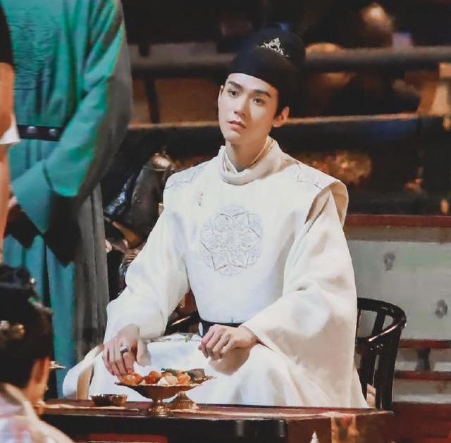 龚俊|太子变大厨 龚俊参与录制的《中餐厅5》收视率六网第一