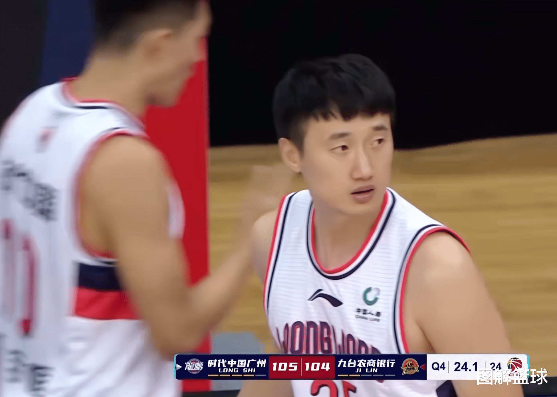 广州队|剩24秒领先1分，广州男篮代理主帅连续三个换人破掉吉林绝杀战术