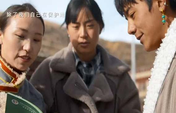 感觉会火|“再见了，丁真！”：爆红10个月，理塘人说他「变味」了