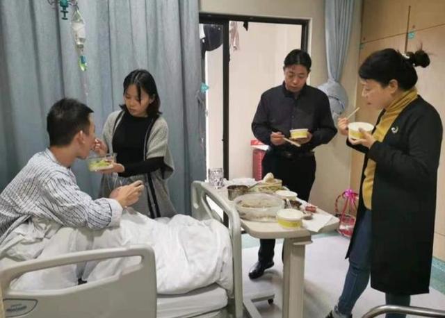 糖果人物志 独吞百万赔偿款，拒还许敏52万垫付治疗费，熊磊：赔偿款与她无关