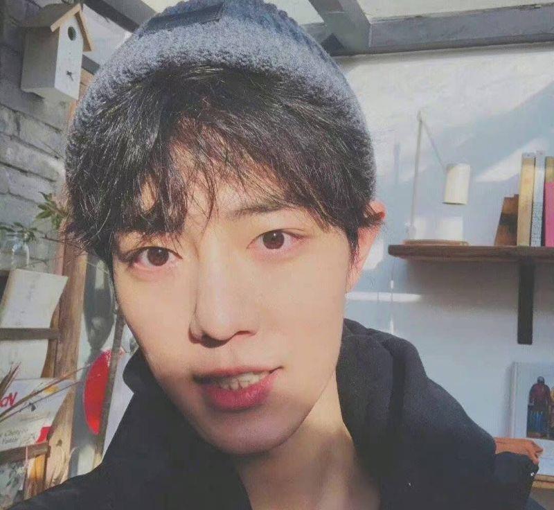 肖战|大写的羡慕！网友在环球影城偶遇肖战，来听偶遇路人的最直观评价