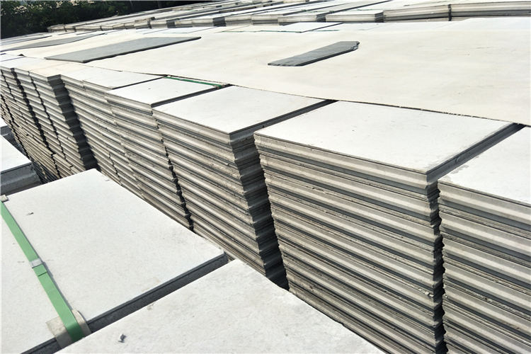 什么是水泥发泡轻质复合墙板？