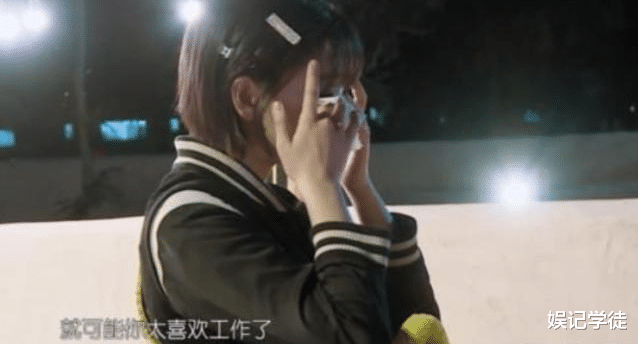 TVB|33岁阚清子新恋情实锤，与绯闻男友现身机场，两人互动亲密不避讳