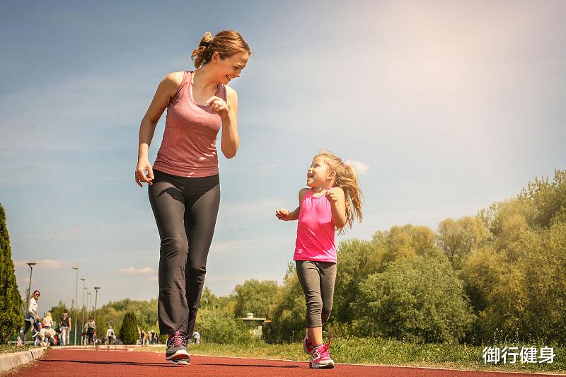 每天跑步能改变一个人吗？每次跑到跑不动，对不对？