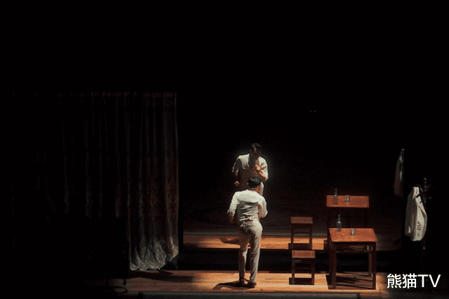 高秀敏|“最丑港姐冠军”袁咏仪：她这辈子的底气，都来自娘家