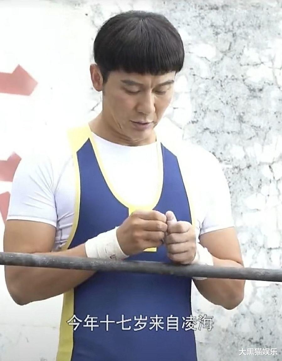 张鲁一|演员扮嫩有多毁口碑？黄晓明被喷成“筛子”，张鲁一跌落神坛