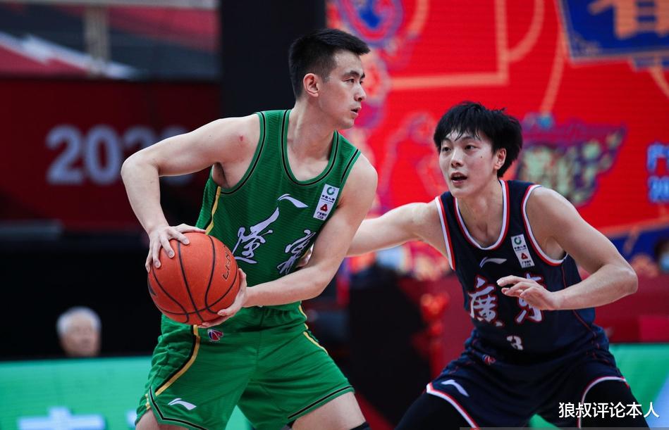 趙繼偉|趙繼偉傷病報告初步出爐，腳踝受傷直送醫院，恐就此退出男籃集訓