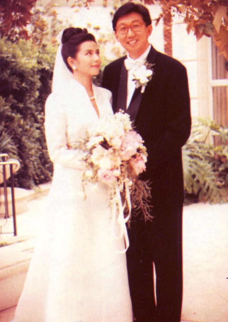 钟楚红|钟楚红：丈夫离世14年，当年的一场事故让她遗憾终生