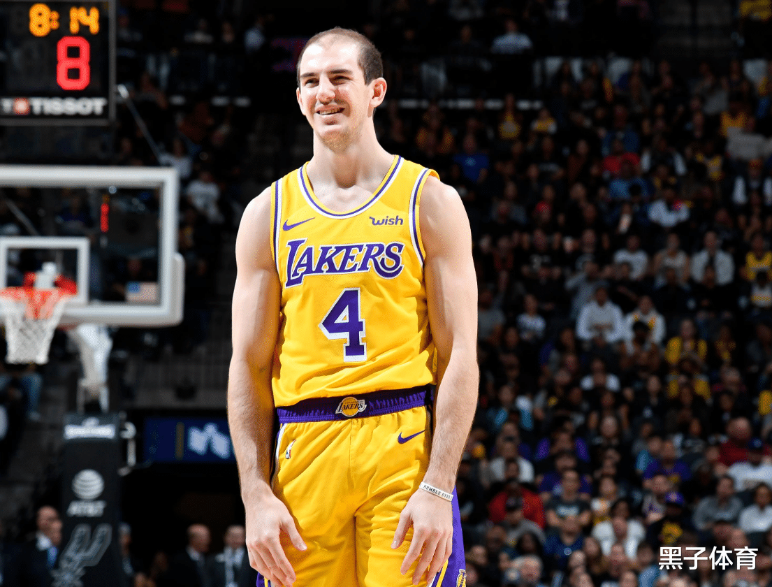 湖人隊|4人留下2人離開！湖人8人合同到期，1人要被裁掉了