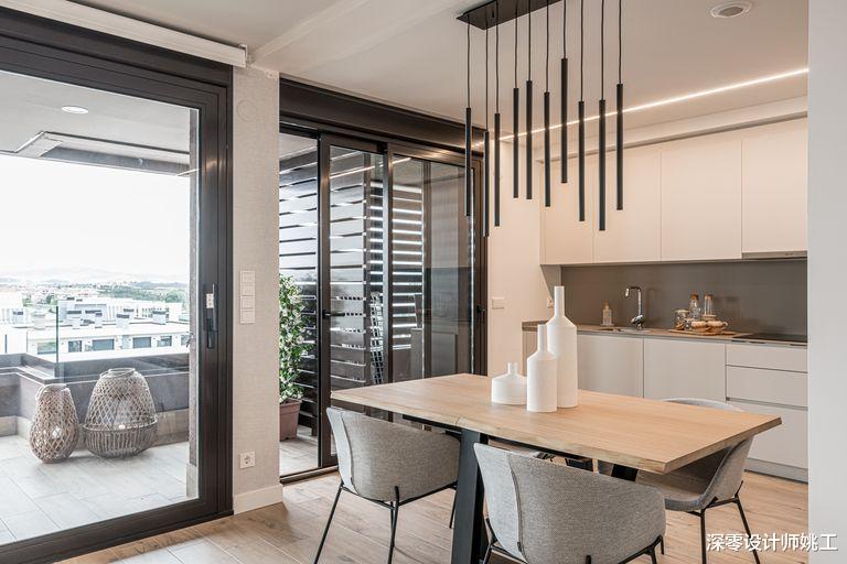 看完这对夫妻的124㎡,简洁原木两居室和超大开放式厨房,让人羡慕