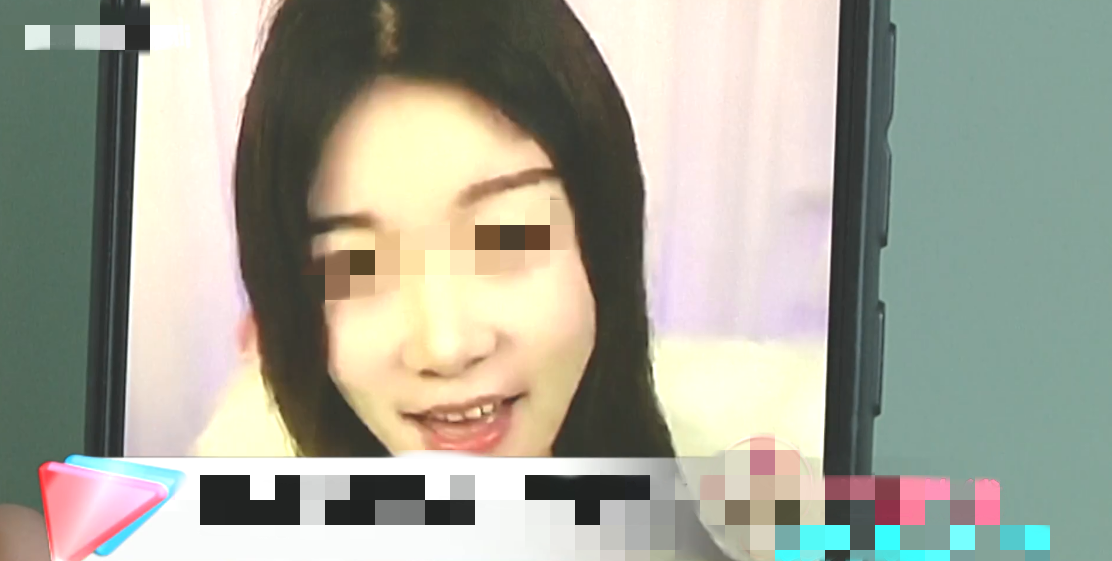 培大大看众生 妻子直播谎称单身，每天与粉丝互动至深夜，丈夫崩溃：她越陷越深