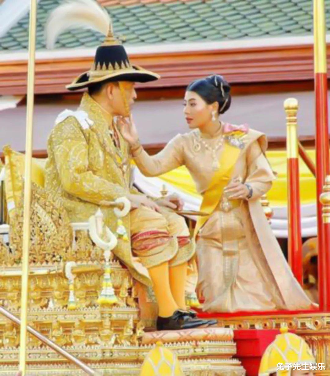 泰國王室到底有多少秘密？泰王的身體狀況還有替身，詩妮娜的懷孕-圖6