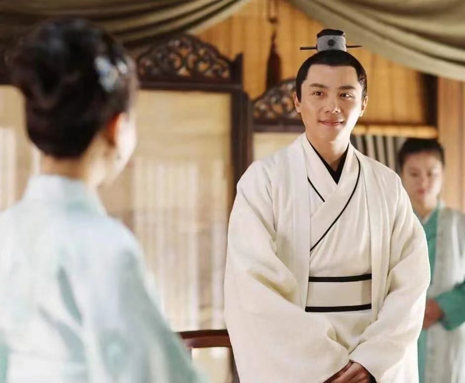 鲲鲲爱写作|《知否》：一介庶女，明兰被多家高门求娶，个人能力是女人的依仗