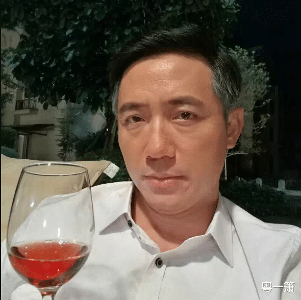 陈思诚|《外来媳妇本地郎》康祈耀的中年危机，一切皆因婚姻上的一错再错