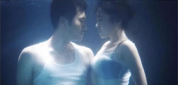 徐才根|48岁闫妮水下“大片”一丝不露,网友们:我的内心都小鹿乱撞了