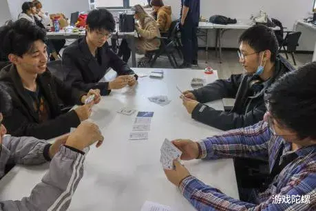 桌游|48小时里，游戏开发能给这群大学生带来什么？
