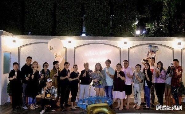 谢娜|身家丰厚！73岁TVB实力戏骨许绍雄豪宅曝光，泳池不输五星级酒店