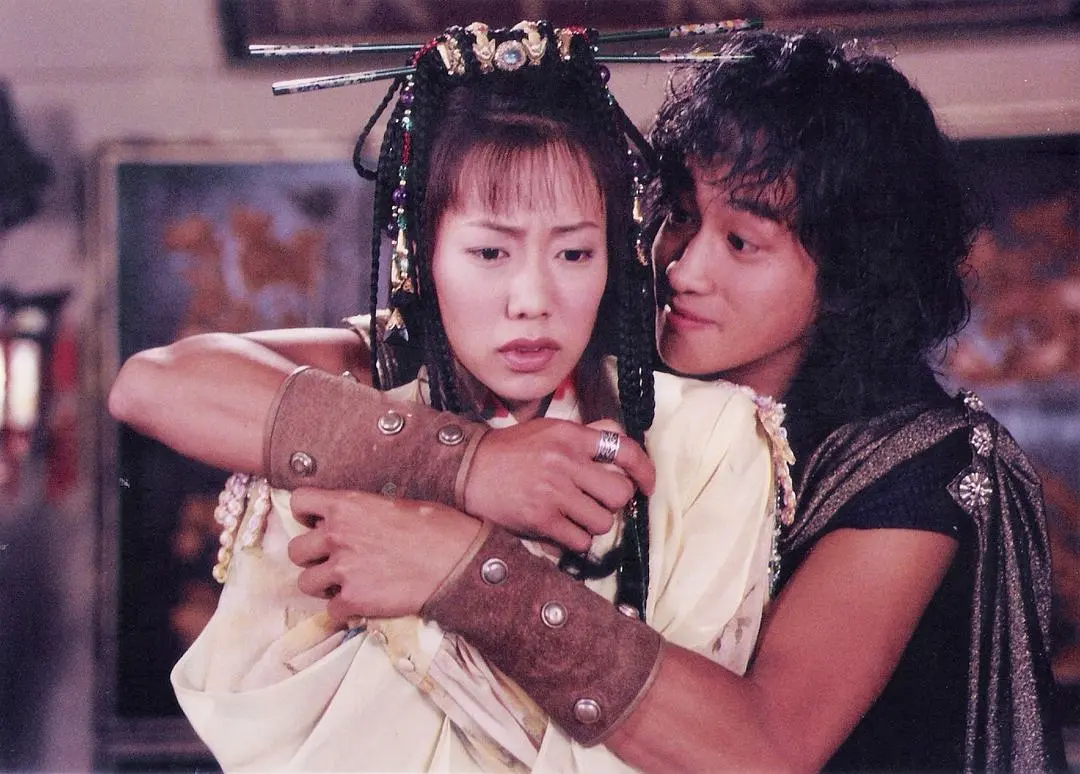 风云雄霸天下|《风云》中的两版“孔慈”，一位惊为天人，一位真的雷人