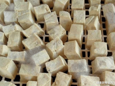 莲子|豆腐是肝脏的“催化剂”？医生：不想肝“报废”，“3物”尽早撤下餐桌