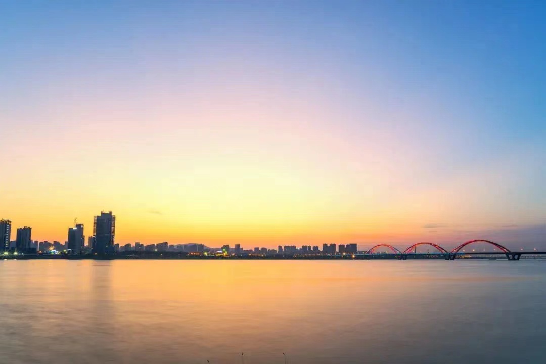 二手房|23岁女生买房，还30年月的房贷，值得吗？
