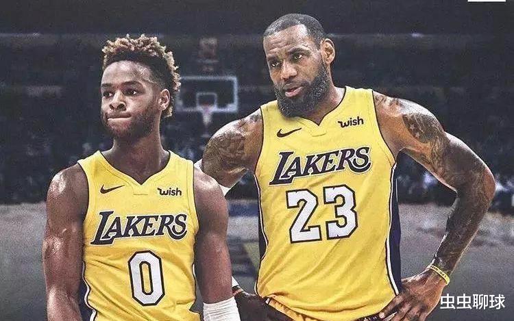勒布朗·詹姆斯|詹姆斯是笑还是哭呢？大儿子布朗尼比他强 肯定不是球技吧