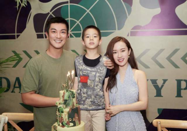 吴尊|吴尊晒《爸哪》三家重聚照！4年后萌娃长相变化大，杜江一家缺席