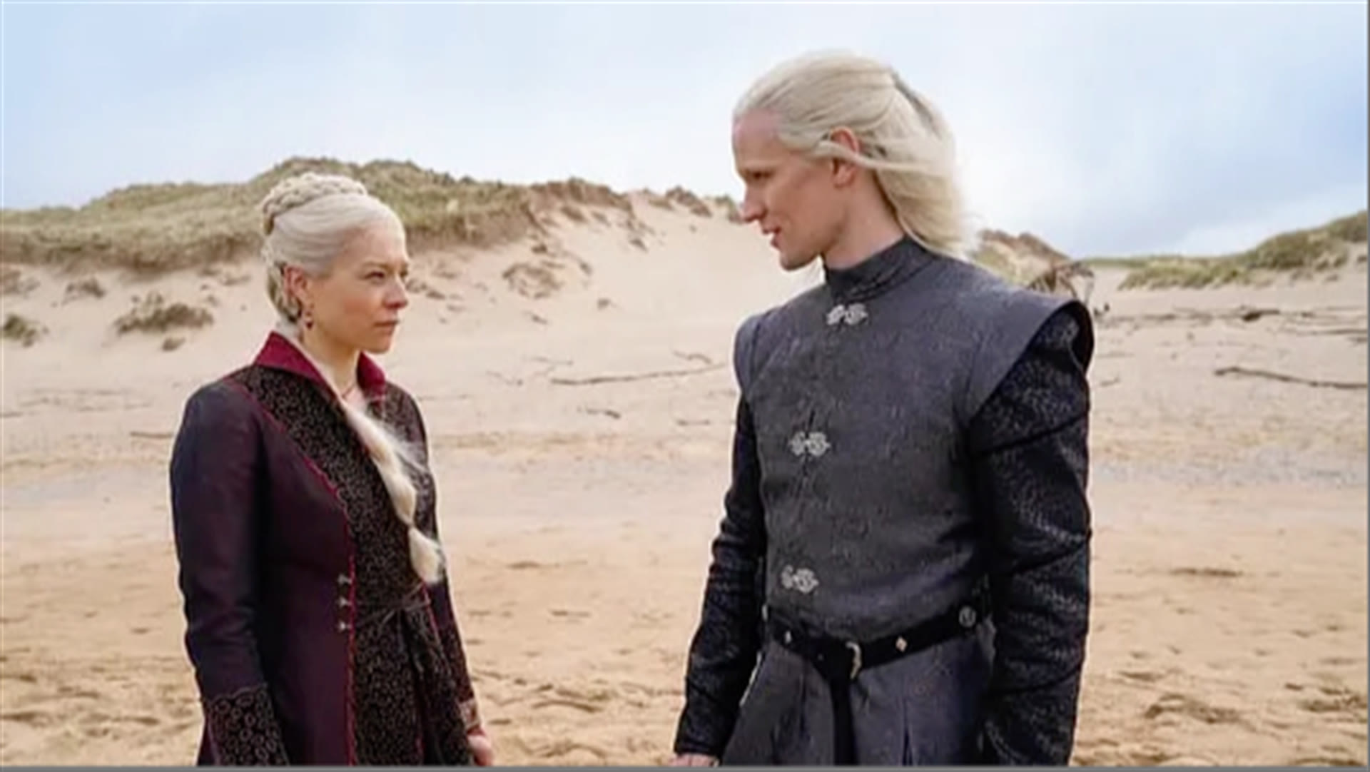 权力的游戏|《权利的游戏》衍生剧来袭，主演们悉数登场，能否再创经典之作？