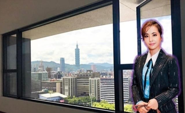 阳光语言矫正说|参观蔡依林现实中的家,如今是半退隐状态,闲来无事还在天台种菜