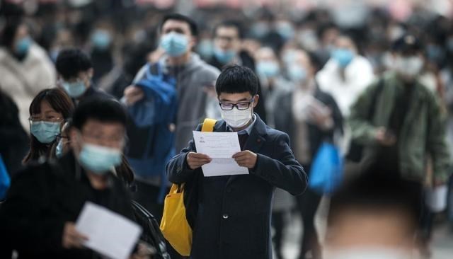 教师|铁饭碗变“纸饭碗”，这些单位的编制被取消，教师医生却“笑了”