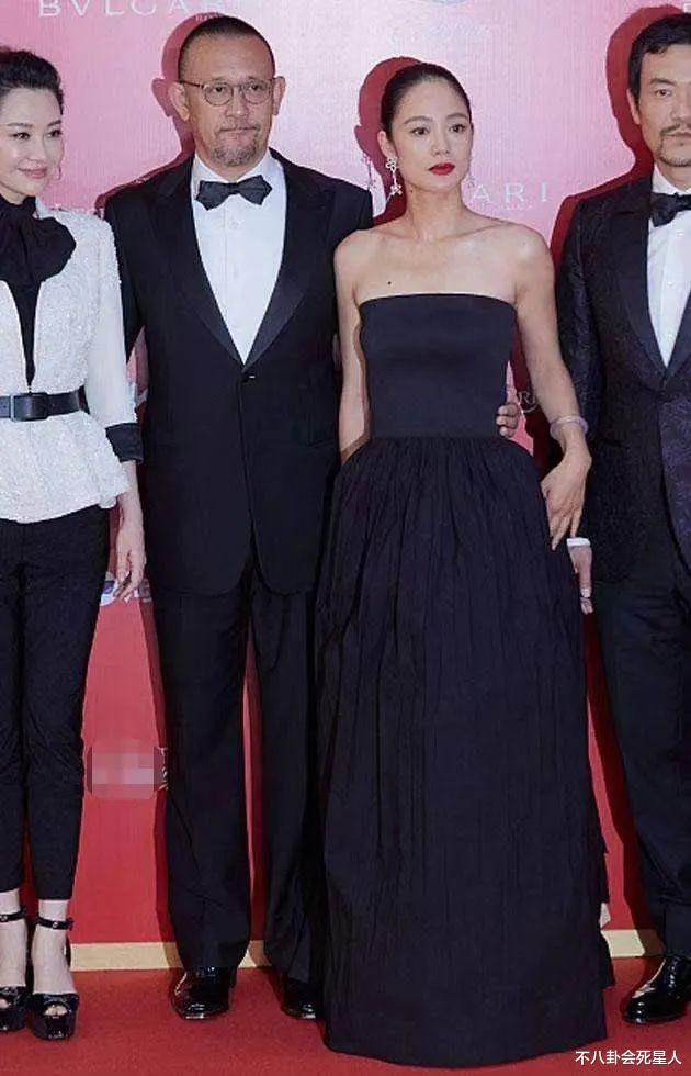 左小青|?文艺女神走性感路线，深V、短款睡衣，在红毯上一个比一个敢穿