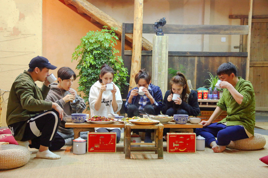 杨紫|《向往的生活5》拟邀嘉宾名单公布，这两对CP，圆了所有观众的梦