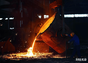 铁矿石 疯涨的铁矿石，被世界四大巨头操纵，最大买家还没有定价权