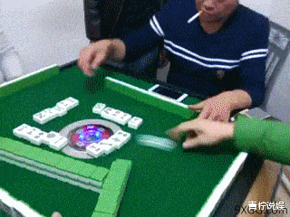 “公司团建，男同事各选择一名女同事回家！”评论是魔鬼吗？