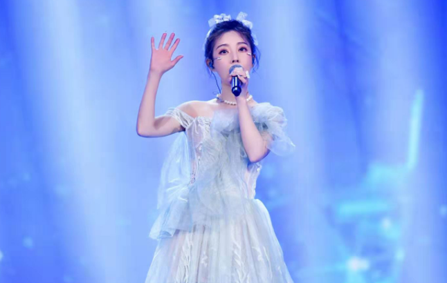 春晚|B站跨年晚会众星云集，周深、冯提莫强势来袭，深情献唱甜美歌曲