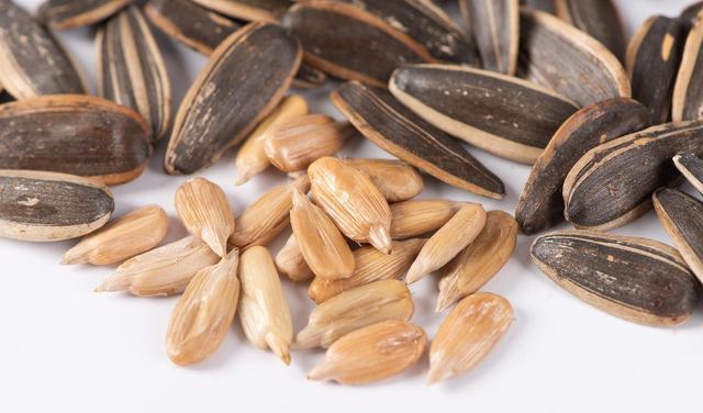饮食|瓜子和花生一个减肥一个增肥，看你有没有吃对，快来了解下